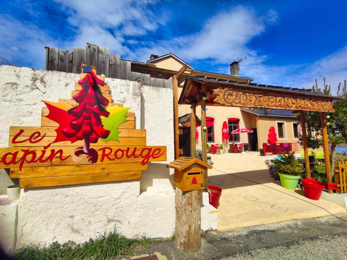 Le Sapin Rouge - Restaurant - Bar - Chambres D'Hotes Artigues  Dış mekan fotoğraf